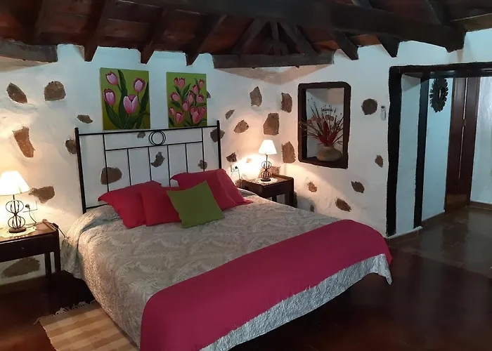 Casa Rural La Fuente Del Bardo Séjour à la campagne *