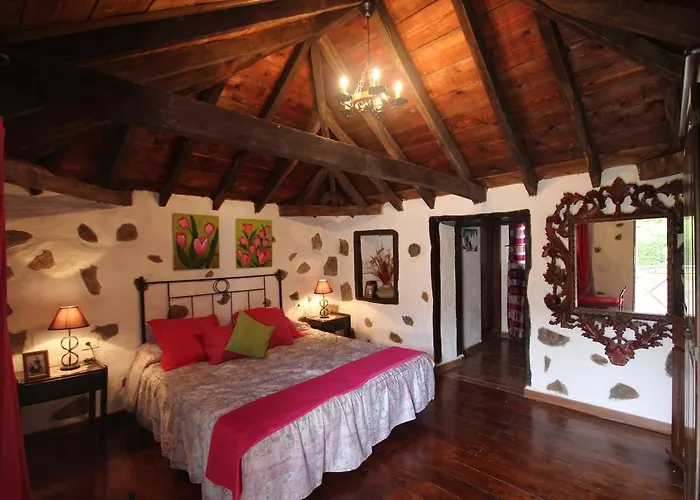 Casa Rural La Fuente Del Bardo *